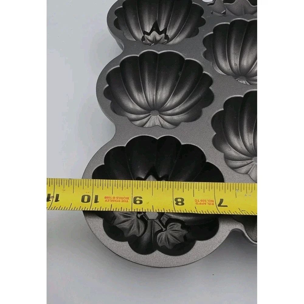 Wilton cupcake pumpkin